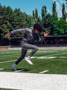 Antracit muška trenirka s kapuljačom marke Bolf D003